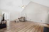 211 Woodcroft Drive - Photo 10
