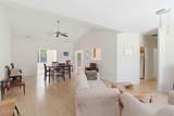 714 Pipers Glen - Photo 1