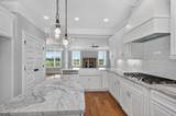 454 Woodlawn Street - Photo 20