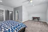 402 King Richard Court - Photo 29