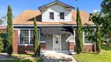 511 Herring Avenue - Photo 1