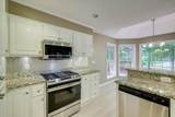 109 Hickory Point - Photo 16