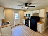 1105 College Street - Photo 3