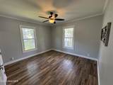 702 Charlotte Street - Photo 15