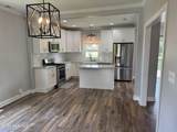 702 Charlotte Street - Photo 8