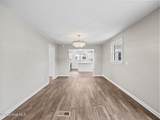 404 Maplehurst Drive - Photo 8