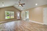 2044 Tanglewood Drive - Photo 3