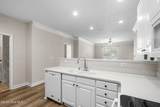240 Woodlands Way - Photo 22