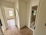 315 Woodlawn Drive - Photo 16