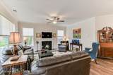 122 Fitzsimmons Drive - Photo 13
