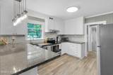 1912 Greenbriar Road - Photo 13