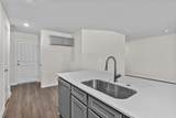907 Silent Barge Cove - Photo 7
