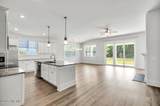 304 Edgewater Way - Photo 4