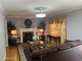 212 Mclean Street - Photo 12