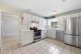 913 Colony Drive - Photo 3
