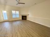 2005 Newbury Way - Photo 5