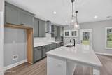 122 Hallmark Drive - Photo 8