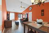 1615 Emma Street - Photo 7