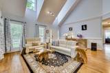 135 Elwood Drive - Photo 4
