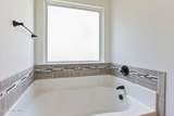 889 Carnation - Photo 31