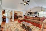 634 Shipley Avenue - Photo 5