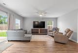 825 Usher Avenue - Photo 4