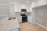 804 Holmes Street - Photo 8