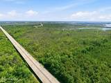 000 Us 17 - Photo 9