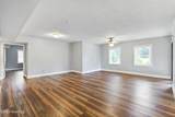 303 Live Oak Street - Photo 13