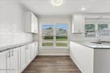 2622 Chaucer Drive - Photo 10