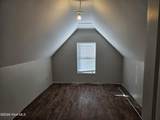 211 Breakwater Drive - Photo 17