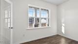 1121 Shoreline Drive - Photo 4