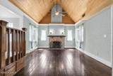 1833 Kissingbower Road - Photo 7