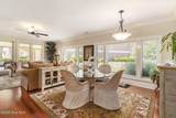 915 Shoreline Drive - Photo 30