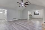 210 Greenwich Drive - Photo 9
