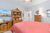 901 Hayford Lane - Photo 20