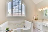 843 Park Chase Drive - Photo 30