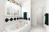 2947 Trailwood Drive - Photo 37