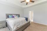 8061 Crossbow Landing - Photo 17