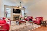 2072 Manchester Street - Photo 9