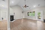 330 Crown Pointe Drive - Photo 16