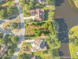 565 Gladstone Circle - Photo 3
