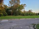 1428 Augusta Avenue - Photo 2