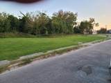 1428 Augusta Avenue - Photo 3