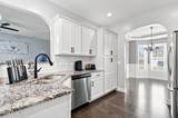 601 Aurora Place - Photo 15