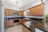 913 Hearthside Court - Photo 14
