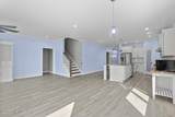 105 Lamplighters Walk - Photo 15