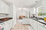 612 Seymour Street - Photo 18