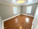 308 Yelverton Street - Photo 17