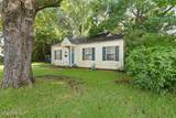 110 Queens Road - Photo 2